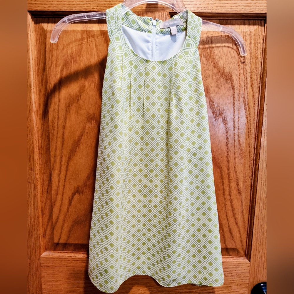 Banana Republic Women's Green and White Geometric Halter Blouse